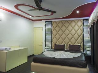 Ashirwad Hotel And Spa Масурі Екстер'єр фото